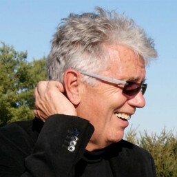 Media - 2019 - Howard Profilepicture Right - Howard Profilepicture Right - Howard_Profilepicture_Right-Smallest.jpg Media/2019/Howard Profilepicture Right/Howard_Profilepicture_Right-Smallest.jpg